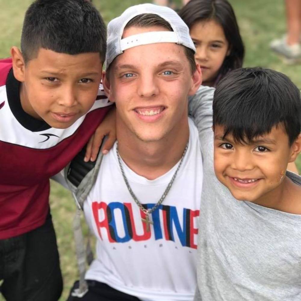 Meet your Posher, Grant